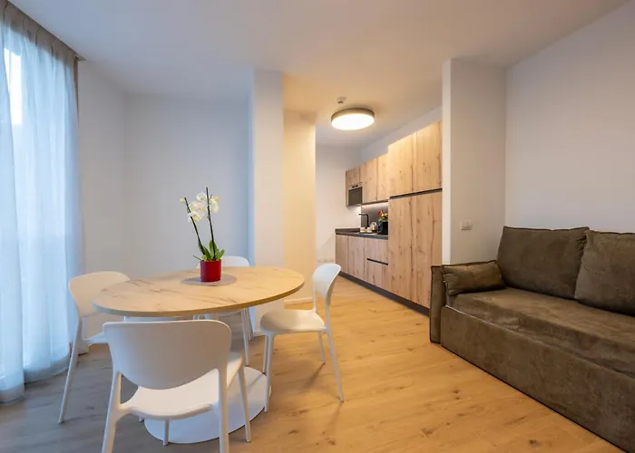 Garden Park Le Albere Trilocale Con Balcone Trento